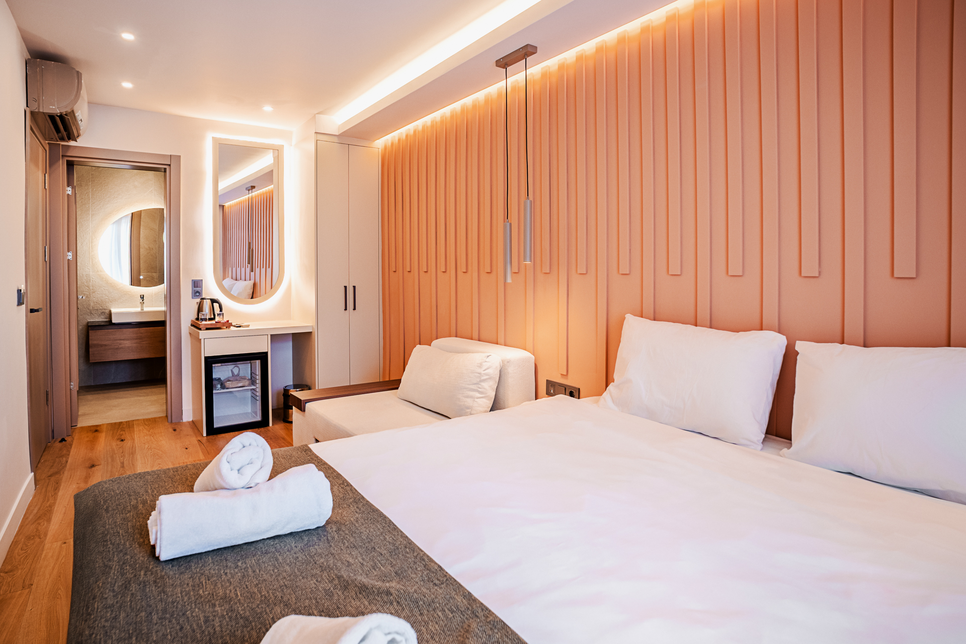 Deluxe Double Room photo 2